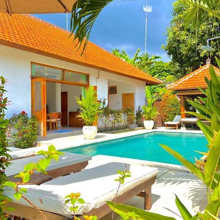 Villa Seruni Lovina Екстериор снимка