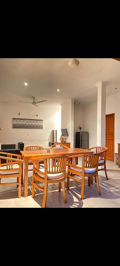 Villa Seruni Lovina Екстериор снимка