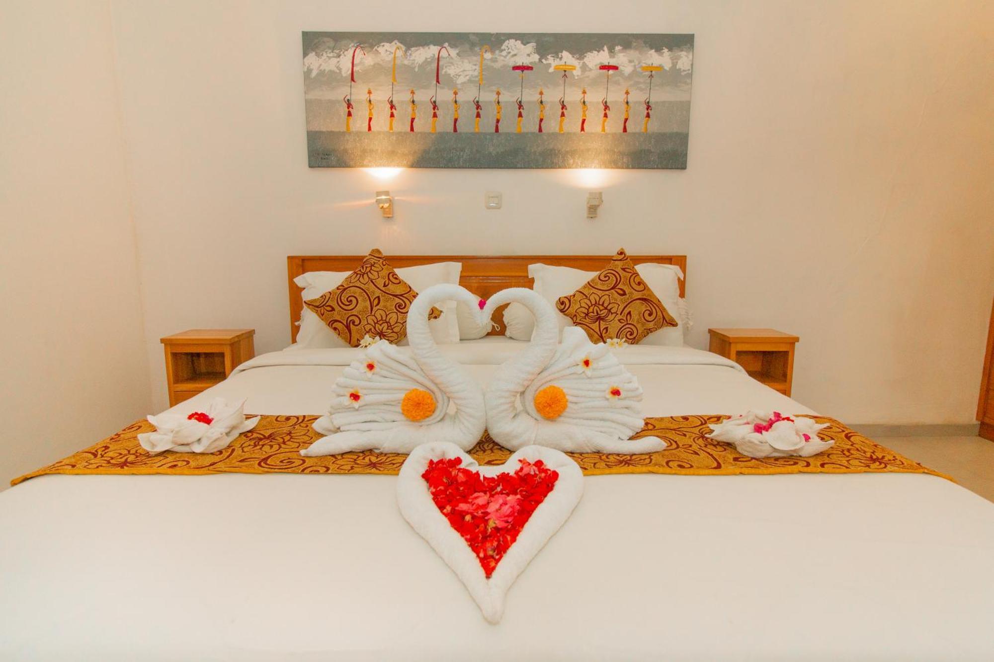 Villa Seruni Lovina Екстериор снимка