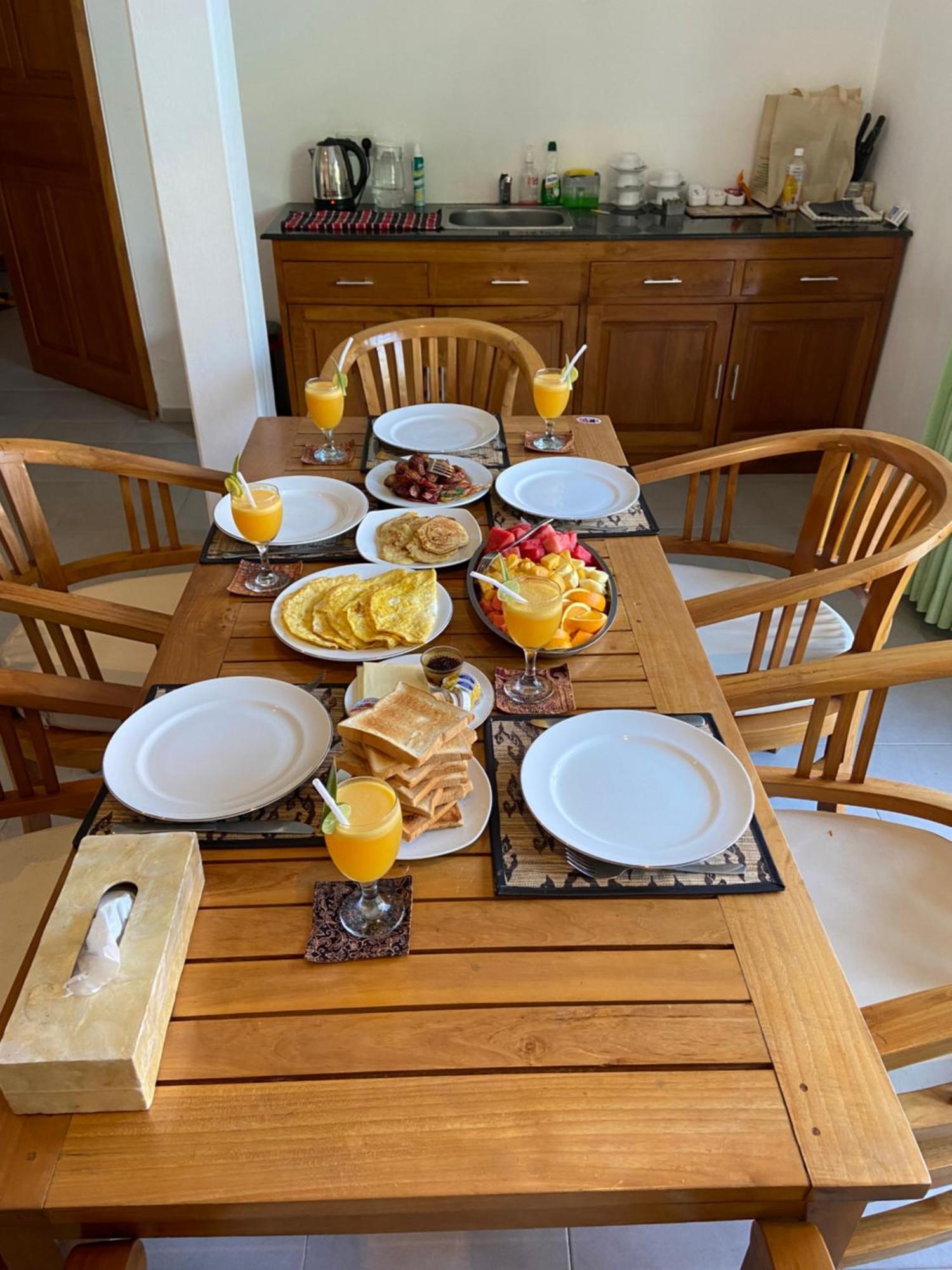 Villa Seruni Lovina Екстериор снимка