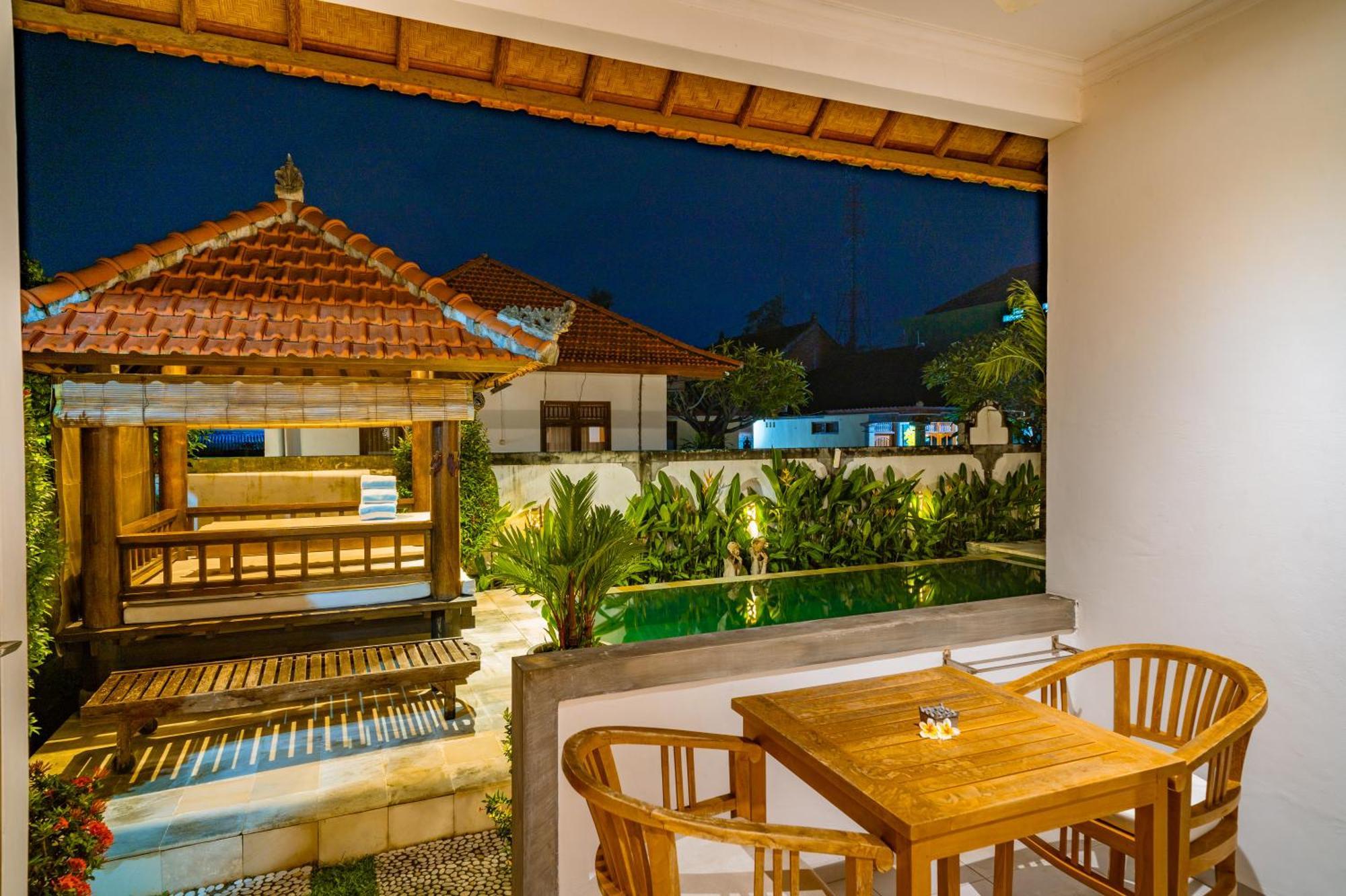 Villa Seruni Lovina Екстериор снимка