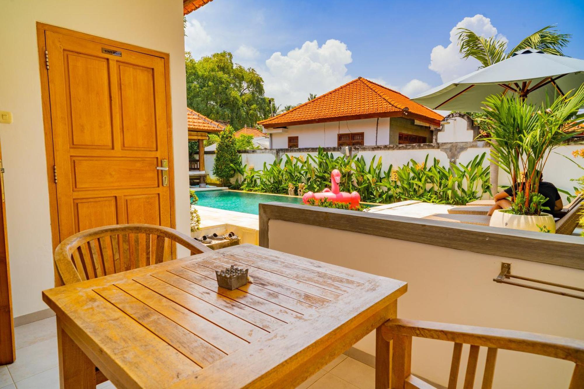 Villa Seruni Lovina Екстериор снимка